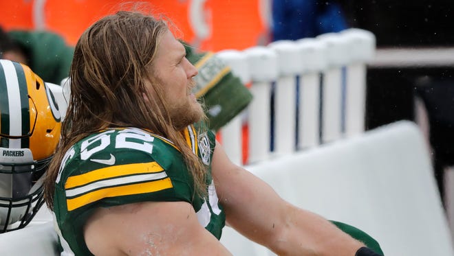Green Bay Packers outside linebacker Clay Matthews (52) holds his foot on the bench during the second half against the Arizona Cardinals at Lambeau Field on Sunday, December 2, 2018 in Green Bay, Wis.
Adam Wesley/USA TODAY NETWORK-Wis