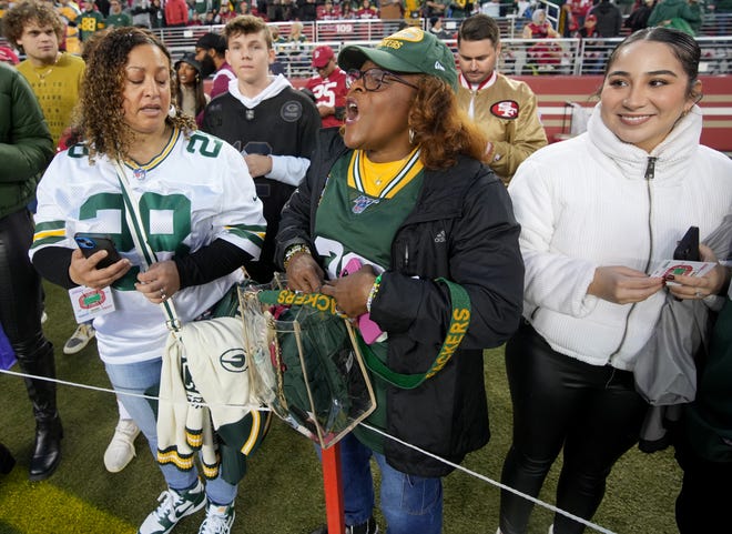 Vurgess Jones (hat), mother of Green Bay Packers running back Aaron Jones cheers for the team before their NFC divisional playoff game against the San Francisco 49ers Saturday, January 20, 2024 at Levi’ Stadium in Santa Clara, California.