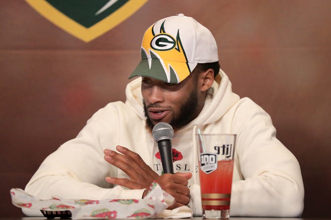 Green Bay Packers running back Aaron Jones co-hosted Monday's Clubhouse Live show in Appleton.